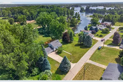 11520 N Lookout Ridge, Canadian Lakes, MI 49346 - Photo 8