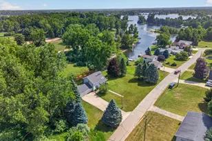 11520 N Lookout Ridge, Canadian Lakes, MI 49346 - Photo 8
