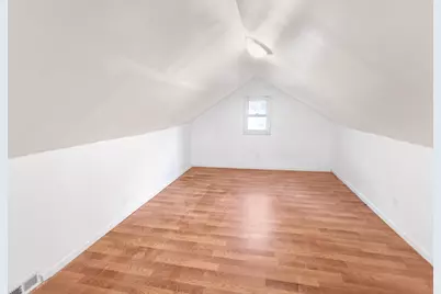 7335 Wiegand Boulevard, Center Line, MI 48015 - Photo 12