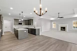 8549 Cobblestone Dr, Newport, MI 48166 - Photo 6