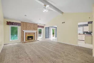 456 Essex Dr, Rochester Hills, MI 48307 - Photo 6