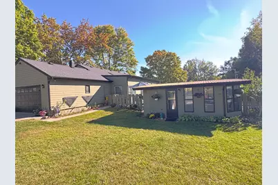 27201 Stuart Street, Edwardsburg, MI 49112 - Photo 46