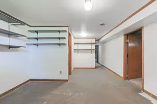 27201 Stuart St, Edwardsburg, MI 49112 - Photo 42