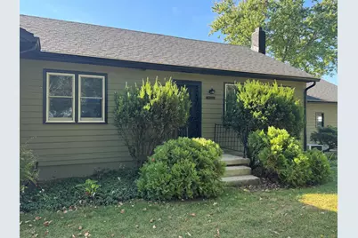 27201 Stuart Street, Edwardsburg, MI 49112 - Photo 2