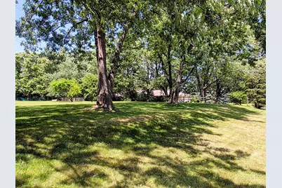 6421 Plainfield Avenue, Kalamazoo, MI 49048 - Photo 6