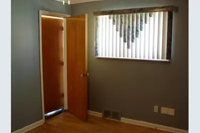 10015 Brady, Bedford, MI 48239 - Photo 10