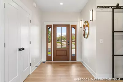 400 Sabine Drive #8, Muskegon, MI 49442 - Photo 6