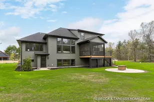 400 Sabine Dr, Muskegon, MI 49442 - Photo 114
