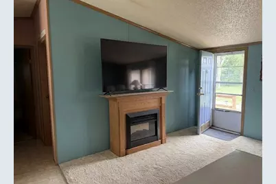 4546 Russell Street NE, Cedar Springs, MI 49319 - Photo 4