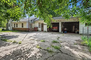 312 Mary St, Union City, MI 49094 - Photo 2