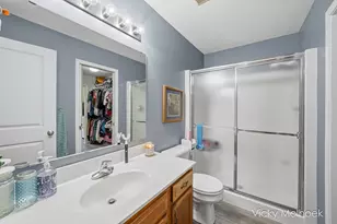 335 E North St, Hastings, MI 49058 - Photo 22