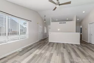335 E North St, Hastings, MI 49058 - Photo 6