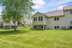 335 E North St, Hastings, MI 49058 - Photo 22