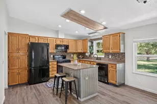 10100 W Jordan Rd, Remus, MI 49340 - Photo 18