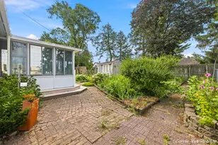 736 Halena St NE, Grand Rapids, MI 49505 - Photo 28