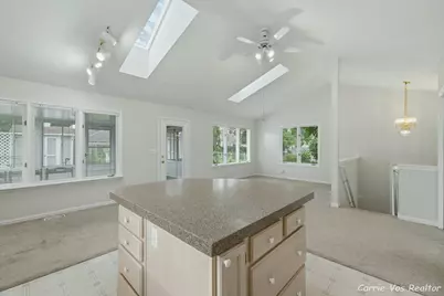 736 Halena Street NE, Grand Rapids, MI 49505 - Photo 8