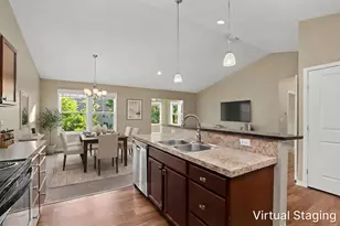 1358 S Village Cir, Kalamazoo, MI 49009 - Photo 4