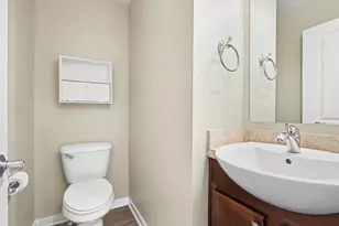 1358 S Village Cir, Kalamazoo, MI 49009 - Photo 16
