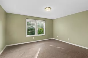 1358 S Village Cir, Kalamazoo, MI 49009 - Photo 10