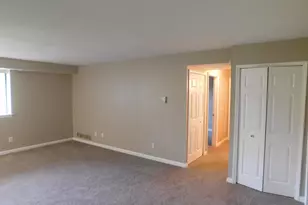 30042 W 12 Mile Rd, Farmington Hills, MI 48334 - Photo 10