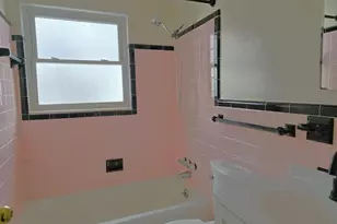 9924 Roseland St, Livonia, MI 48150 - Photo 8