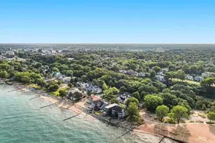 926 Lake Blvd, Saint Joseph, MI 49085 - Photo 6