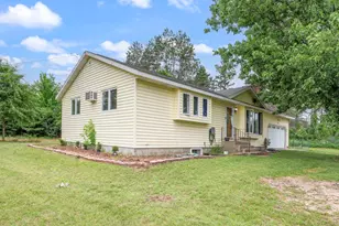 3522 S 37 Rd, Cadillac, MI 49601 - Photo 2