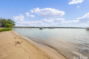 365 Big Bay Dr, Holland, MI 49424 - Photo 42