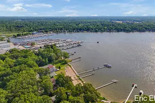 365 Big Bay Dr, Holland, MI 49424 - Photo 44