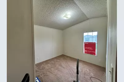 12717 S Grey Court, Wayland, MI 49348 - Photo 18