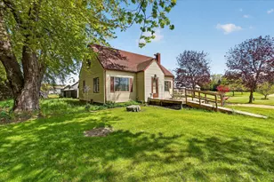 261 19 Mile Rd NE, Cedar Springs, MI 49319 - Photo 2