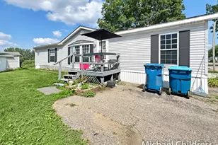 4206 Nancy Ln, Kalamazoo, MI 49006 - Photo 1