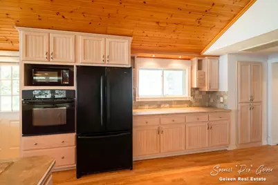 8641 Hidden Trail, Orleans, MI 48865 - Photo 22