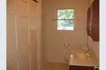 1529 N Betty Avenue, Ludington, MI 49431 - Photo 16