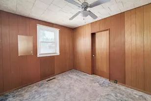 163 Van Buren St, Manistee, MI 49660 - Photo 22