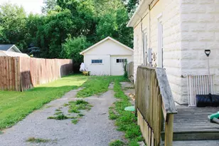 257 W Chicago Blvd, Britton, MI 49229 - Photo 2