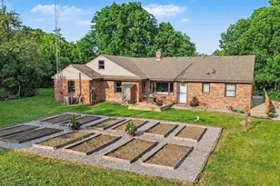 2736 S Wagner Rd, Ann Arbor, MI 48103 - Photo 8