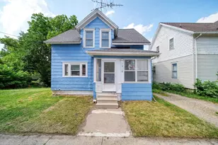 1516 Plymouth St, Jackson, MI 49203 - Photo 1