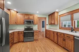 115 Delano St, Allegan, MI 49010 - Photo 8