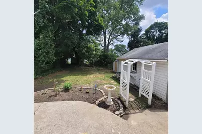 127 N Thompson Street, Jackson, MI 49202 - Photo 20