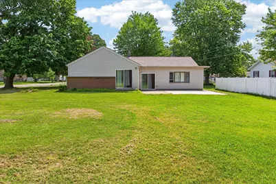 1032 Brookfield Drive, Saint Joseph, MI 49085 - Photo 12