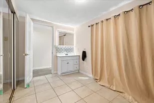 1032 Brookfield Dr, Saint Joseph, MI 49085 - Photo 6