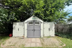 24 W Ash St, Three Oaks, MI 49128 - Photo 42