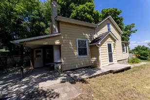 8969 Ferry St, Montague, MI 49437 - Photo 6