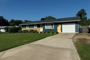 317 E Washington St, Berrien Springs, MI 49103 - Photo 2