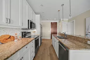 800 Whitwam Dr, Saint Joseph, MI 49085 - Photo 4