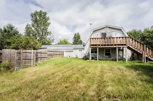 1402 E Deaner Road NE, Edmore, MI 48829 - Photo 10
