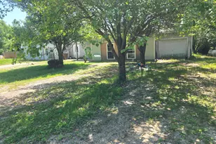 1402 E Deaner Road NE, Edmore, MI 48829 - Photo 2