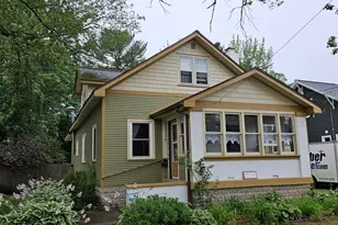 516 E Exchange St, Spring Lake, MI 49456 - Photo 1