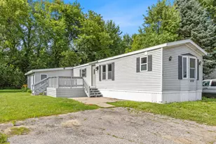8787 Country View Dr NW, Sparta, MI 49345 - Photo 2